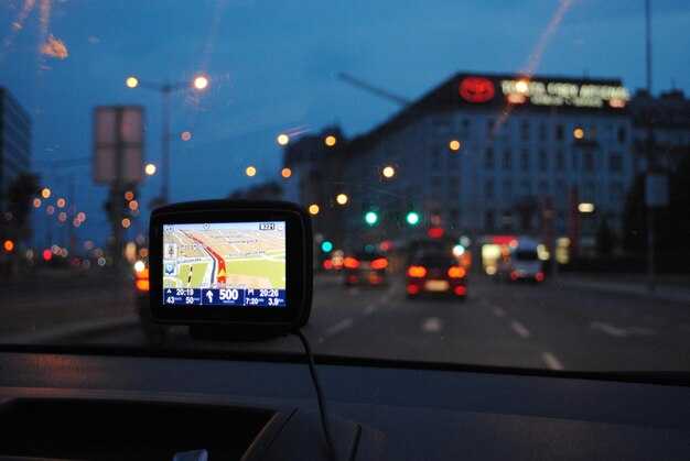 Сравнение с традиционными фарами и освещением