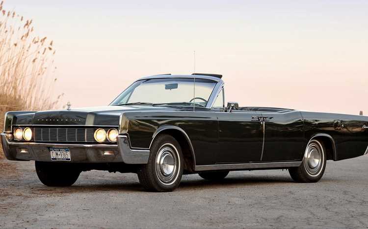 Особенности передней части: решетка и фары