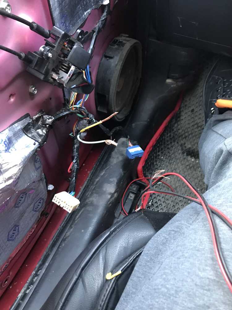 Обслуживание и уход за динамиками высоких частот